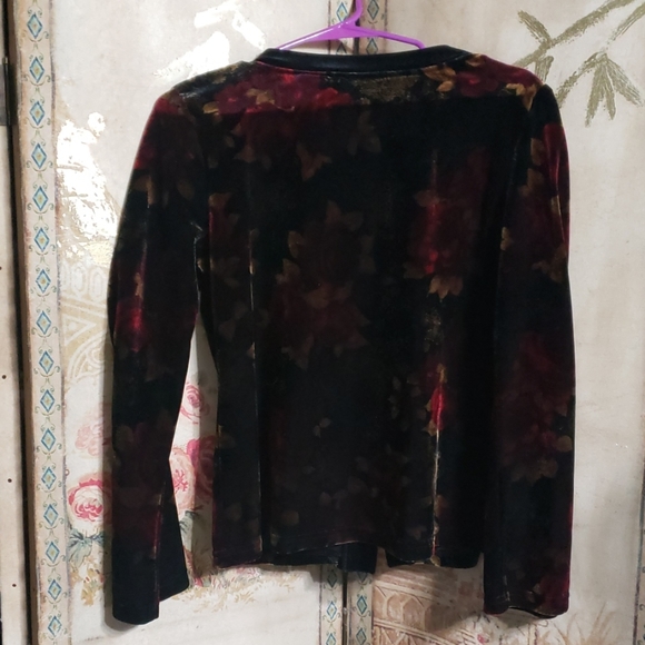 Womens  Party Jacket. - Picture 3 of 4